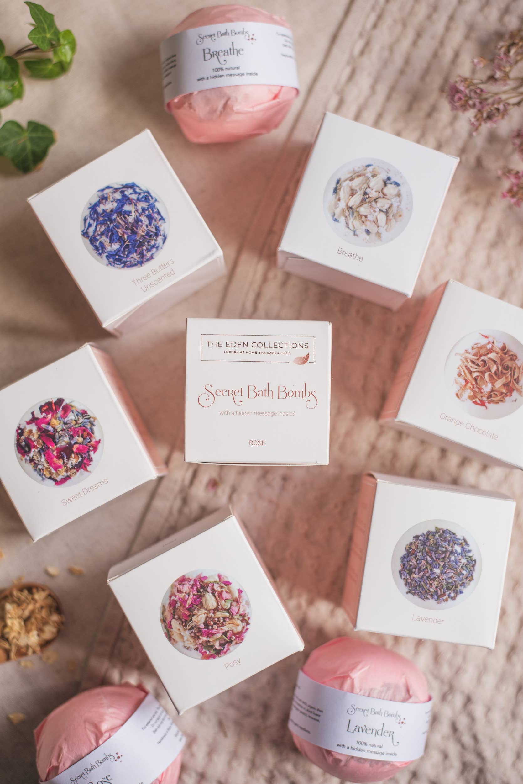 30x Boxed Secret Bath Bombs mix with hidden message inside