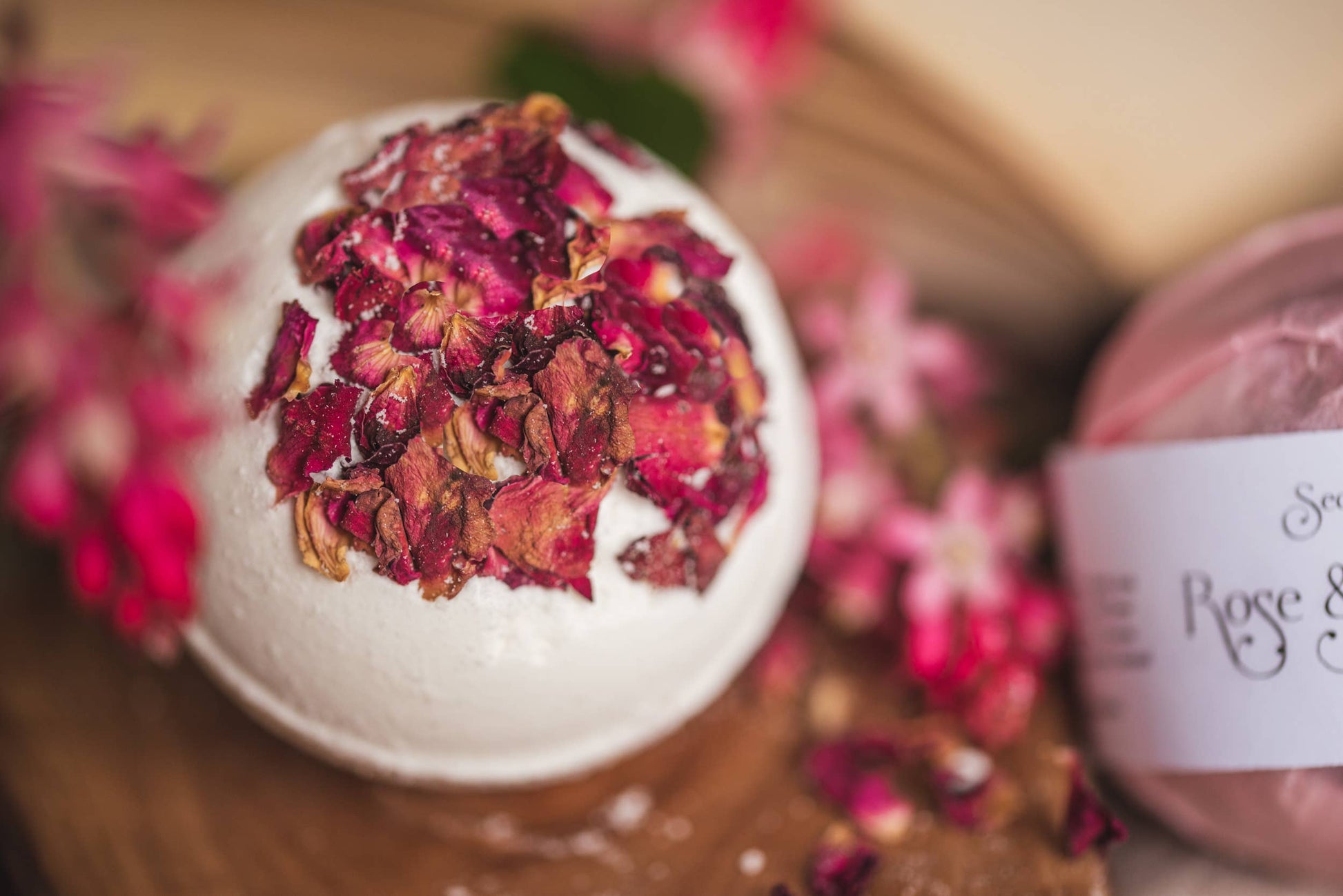 30x Boxed Secret Bath Bombs mix with hidden message inside