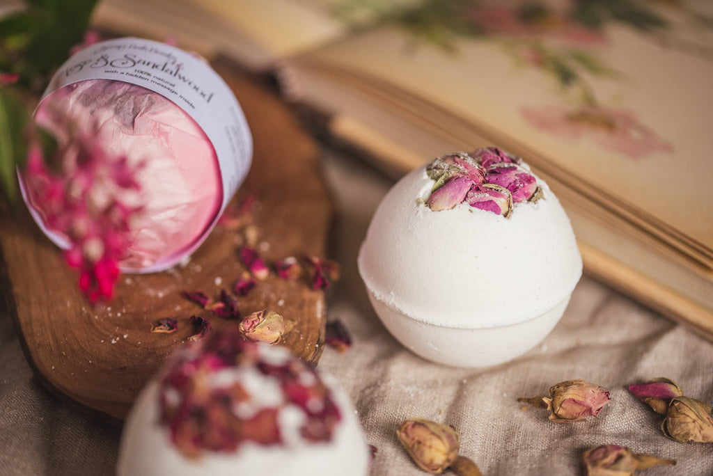 30x Boxed Secret Bath Bombs mix with hidden message inside