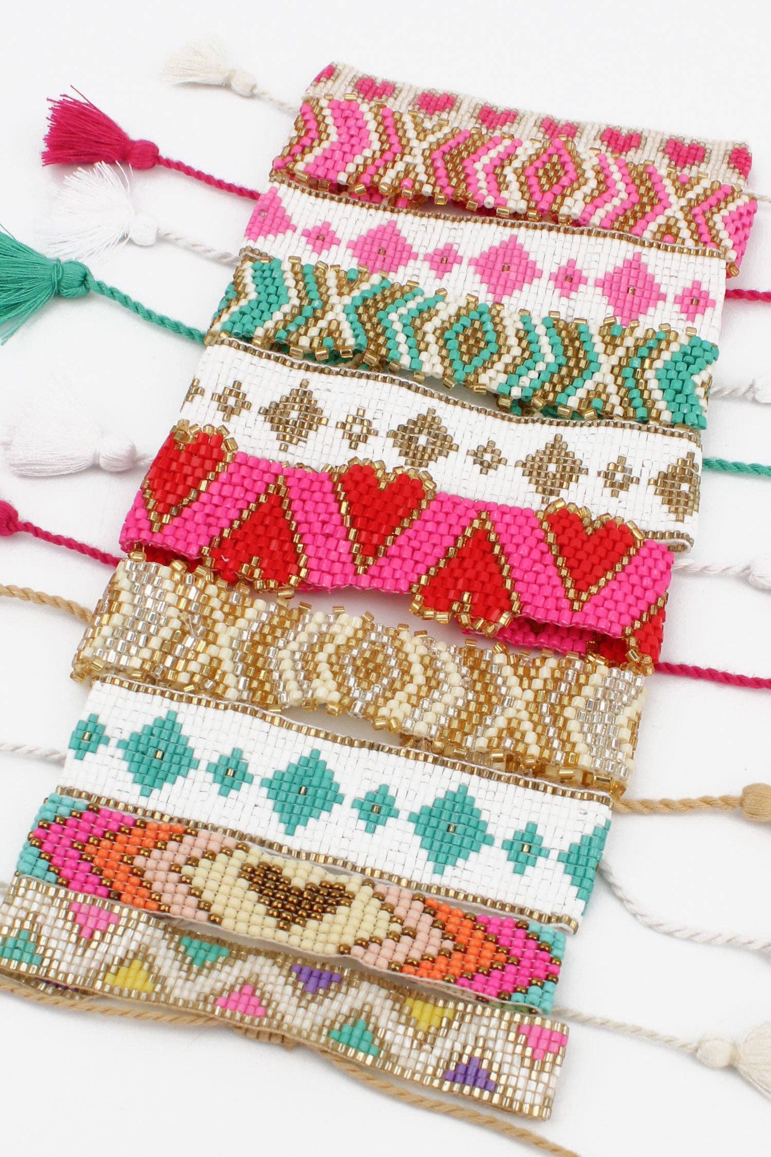 MIXED PACK OF 10 BEADED BRACELETS