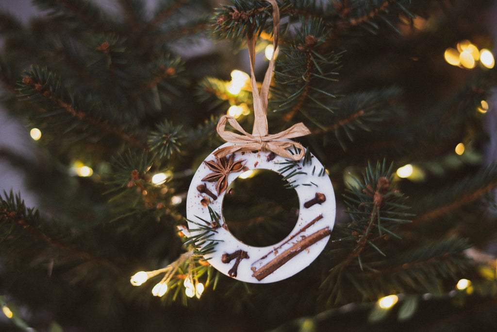 Christmas Scented Tree Decorations: Christmas Tree / Circle