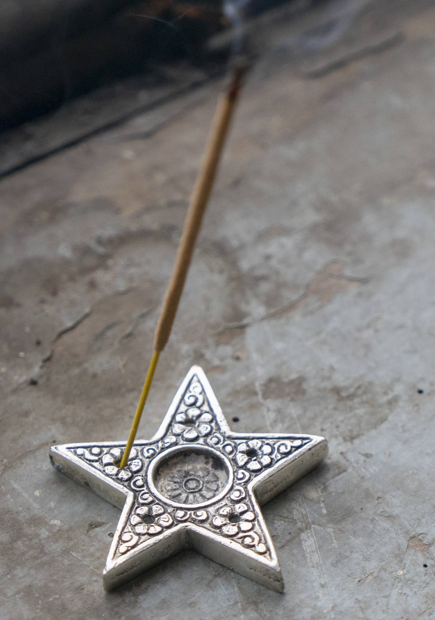 Metal Embossed Star/Heart Shaped Incense Holder