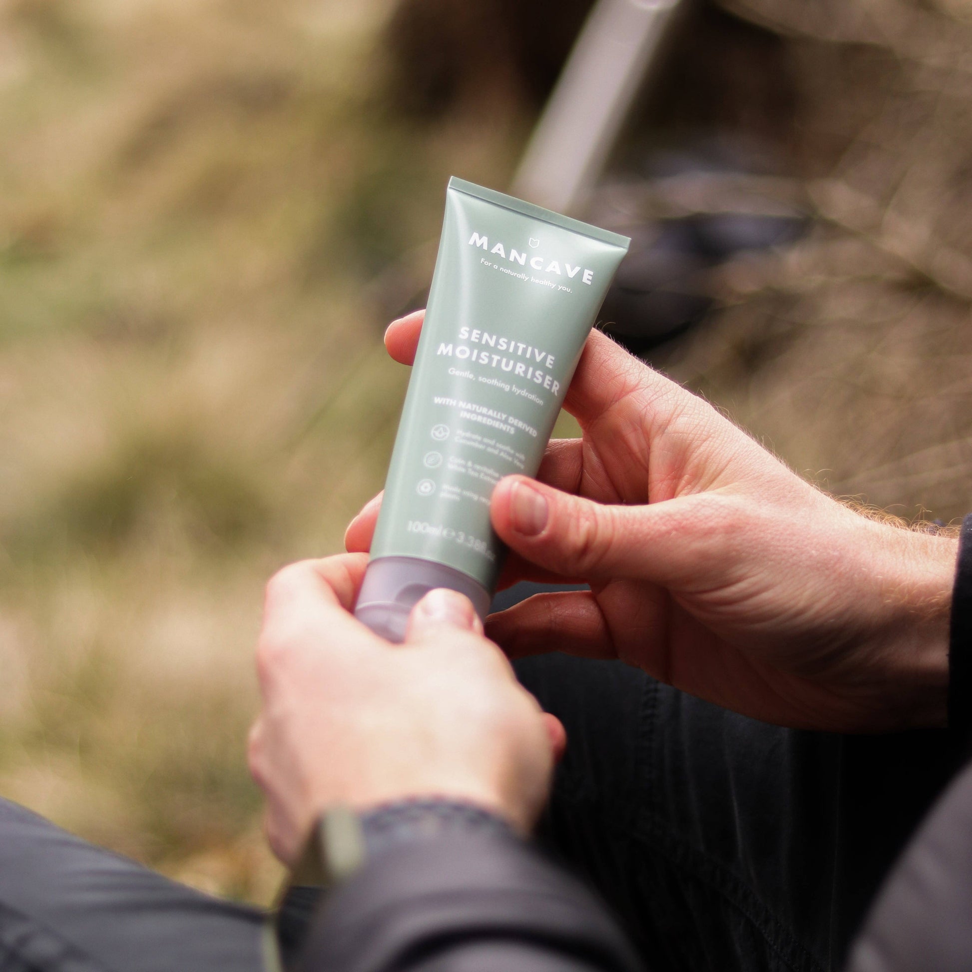 Sensitive Moisturiser 100ml, Mens Moisturiser, Skincare: 100ml